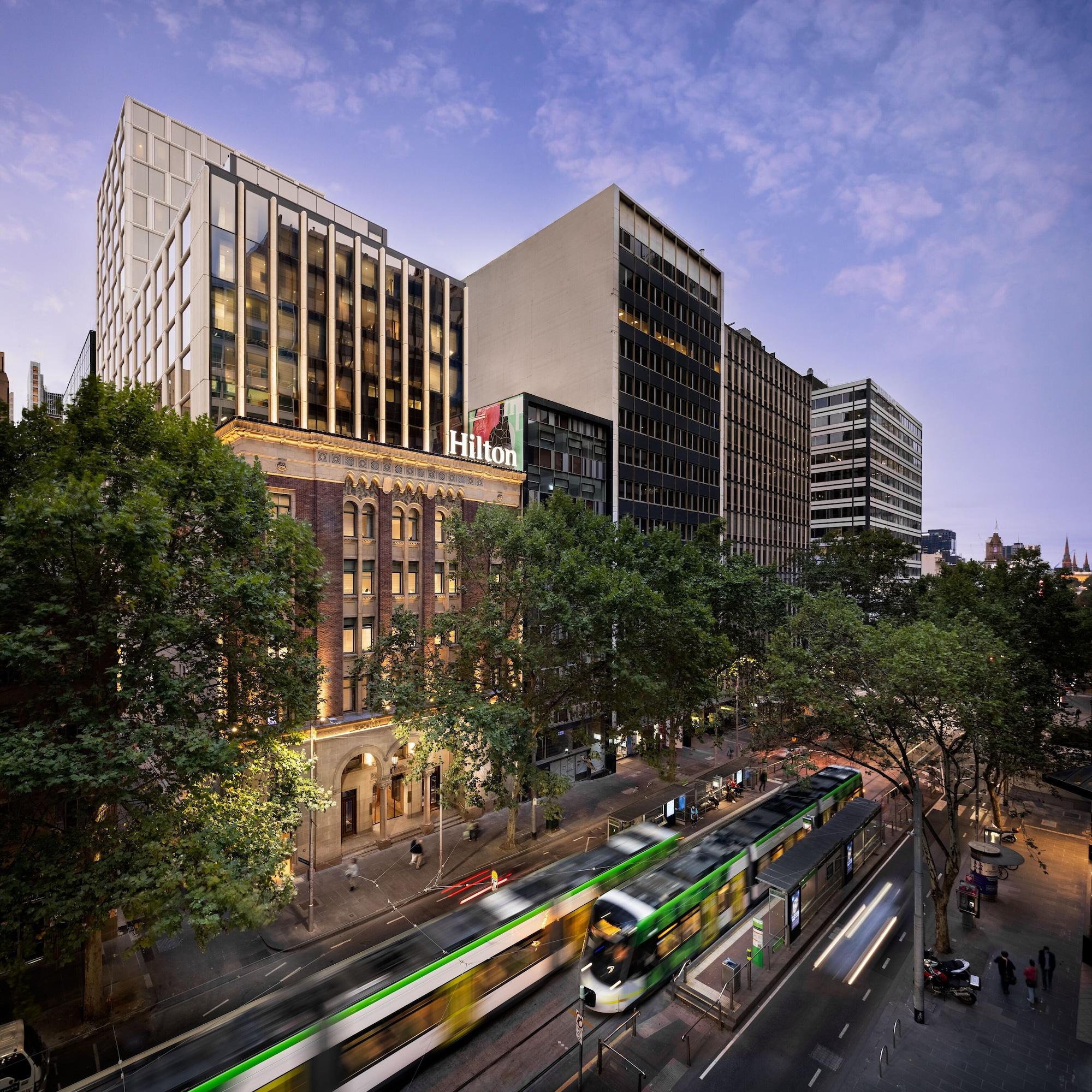 Hilton Melbourne Little Queen Street Екстериор снимка Hilton Melbourne on Collins