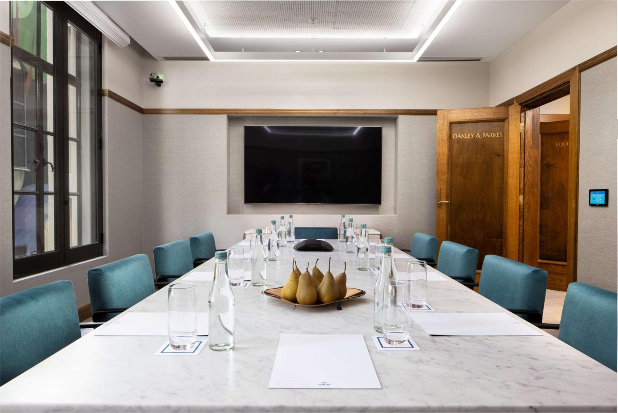 Hilton Melbourne Little Queen Street Екстериор снимка Meeting room at the hotel