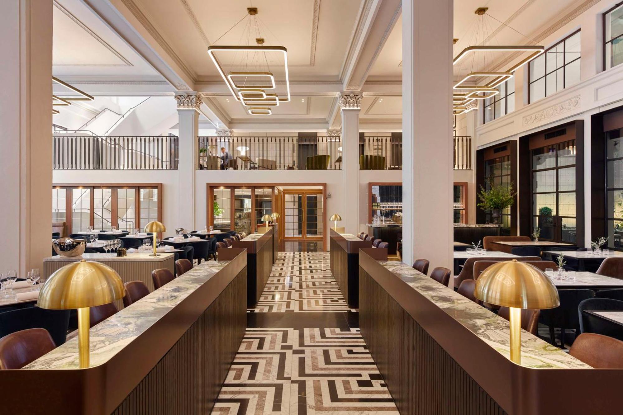 Hilton Melbourne Little Queen Street Екстериор снимка The interior of the hotel