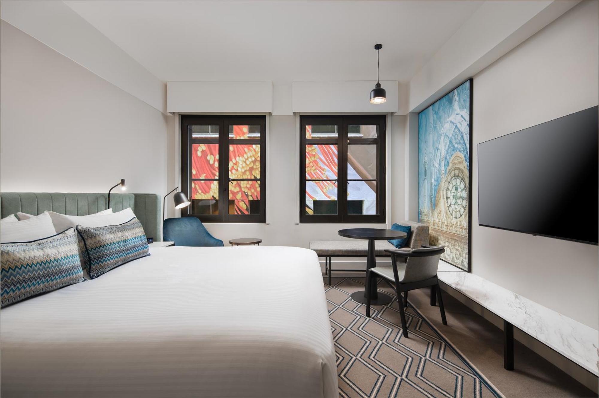 Hilton Melbourne Little Queen Street Екстериор снимка A room at the hotel